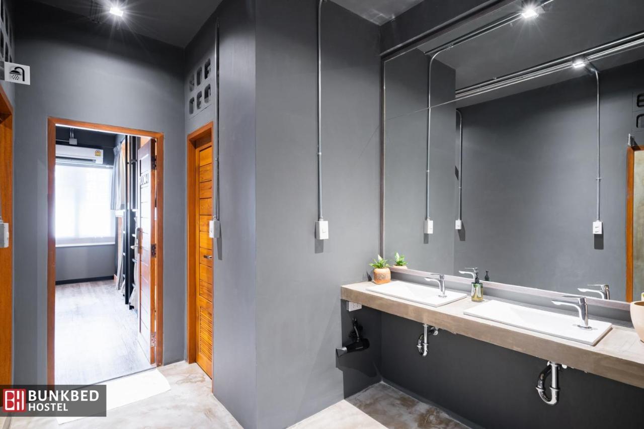 Bunkbed Hostel Makkasan Bagian luar foto