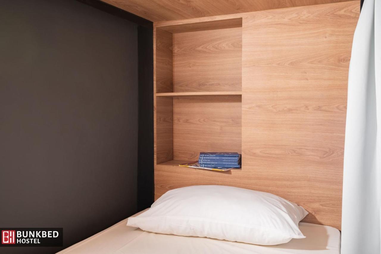 Bunkbed Hostel Makkasan Bagian luar foto