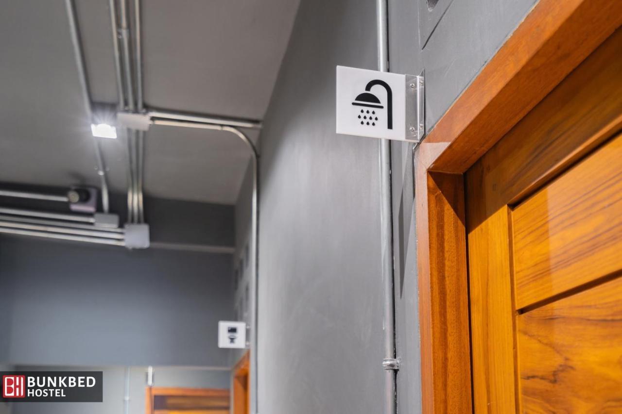 Bunkbed Hostel Makkasan Bagian luar foto
